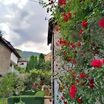 Modern&cozy Bosnian House With Garden+free Parking ゲストハウス 3*