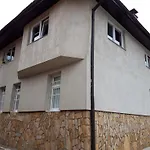 招待所 Modern&cozy Bosnian House With Garden+free Parking 3*
