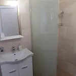 ゲストハウス Modern&cozy Bosnian House With Garden+free Parking サラエヴォ