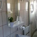 招待所 Modern&cozy Bosnian House With Garden+free Parking 3*