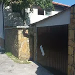 Modern&cozy Bosnian House With Garden+free Parking 招待所