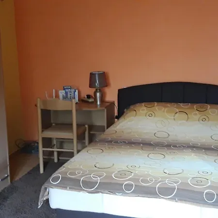 Modern&cozy Bosnian House With Garden+free Parking Gasthof SJJ