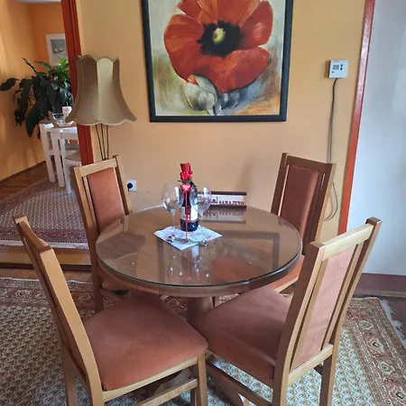 Modern&cozy Bosnian House With Garden+free Parking Гостевой дом 4*