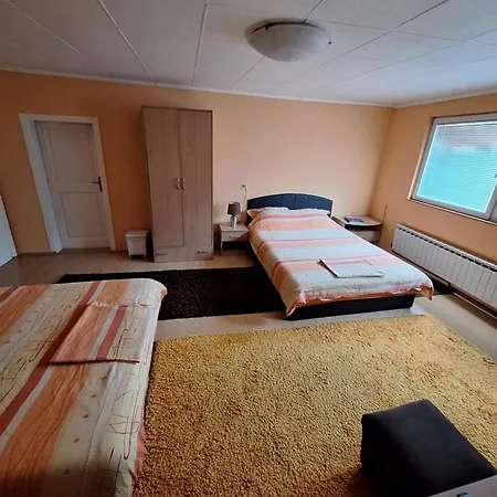 Modern&cozy Bosnian House With Garden+free Parking 3*