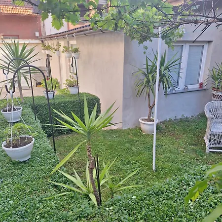 Modern&cozy Bosnian House With Garden+free Parking 3*