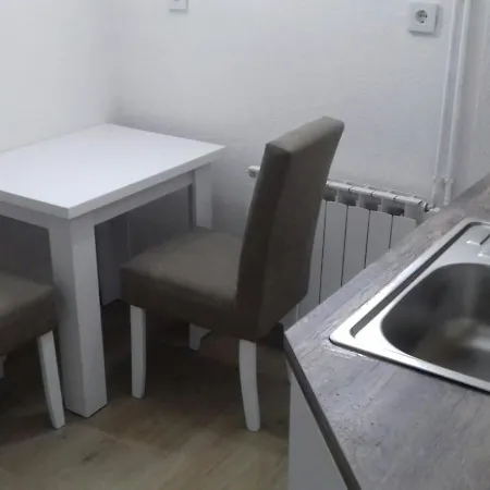 Modern&cozy Bosnian House With Garden+free Parking Pensionat 4*