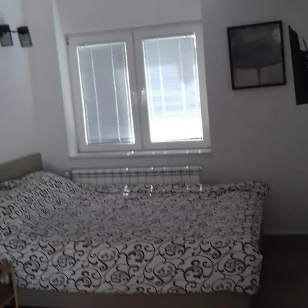 Modern&cozy Bosnian House With Garden+free Parking