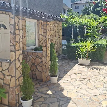 Modern&cozy Bosnian House With Garden+free Parking 3* Σαράγεβο