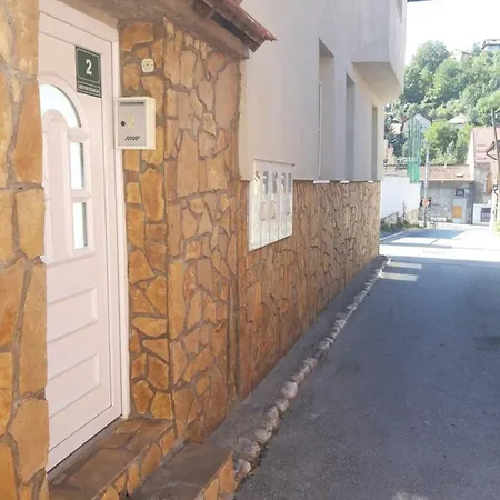 Modern&cozy Bosnian House With Garden+free Parking * SJJ